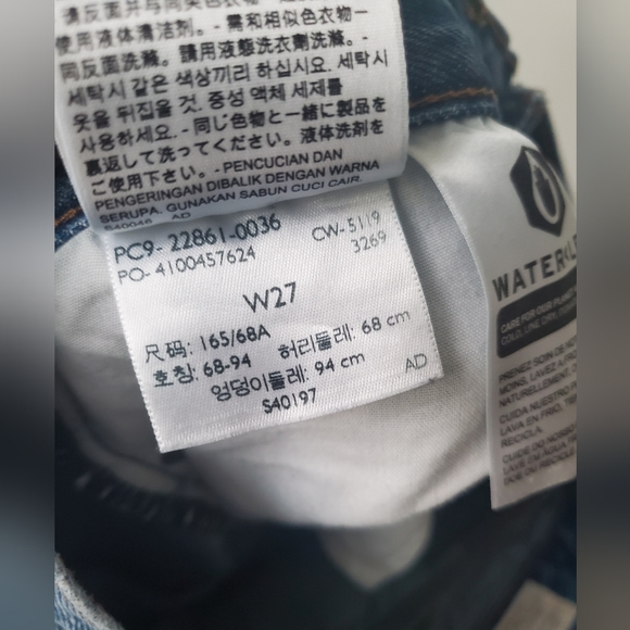 Levi's wedgie straight fit jeans light medium wash blue - Picture 9 of 9